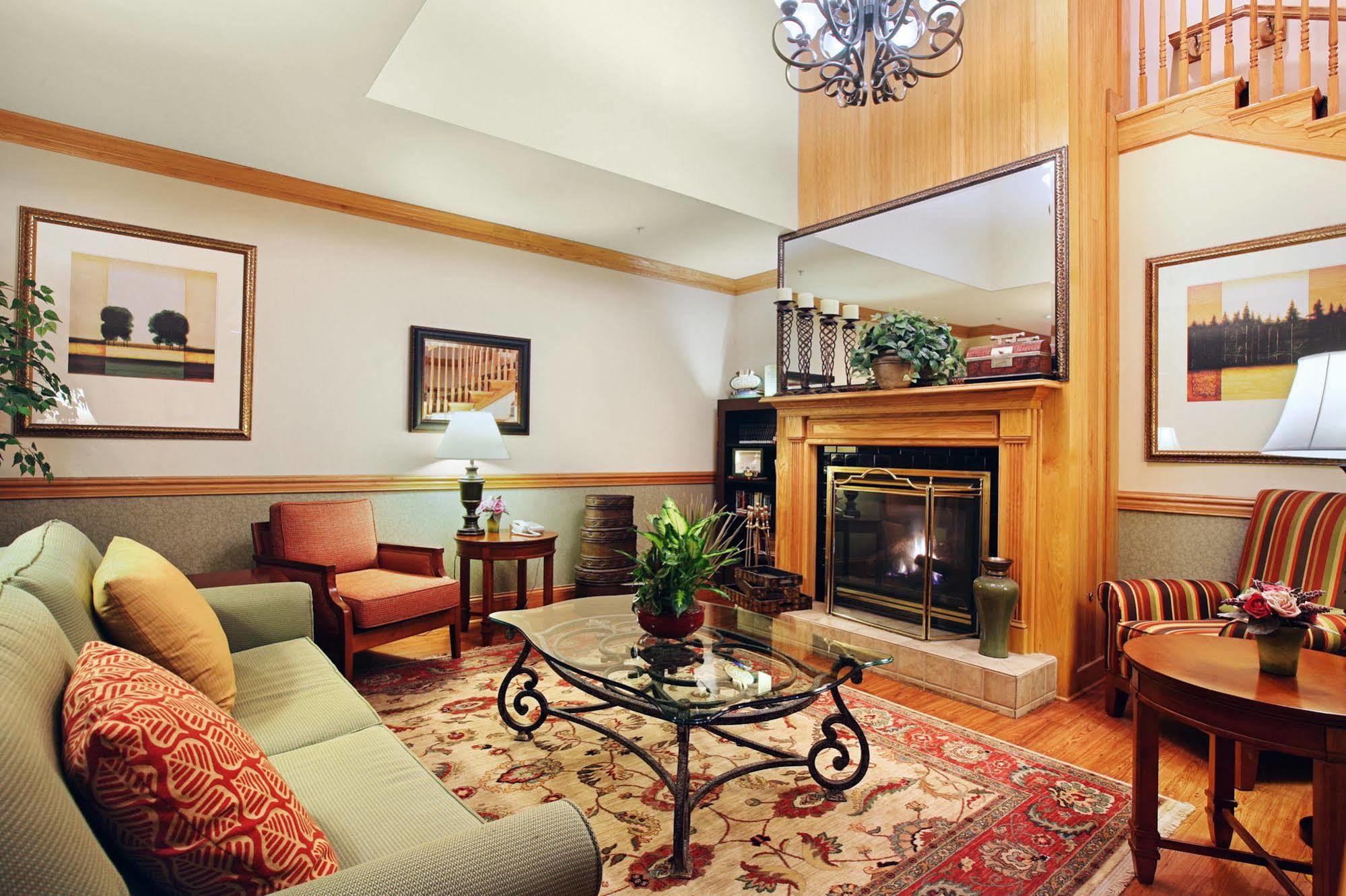 Holiday Inn Express & Suites - Columbus Airport East By Ihg Ngoại thất bức ảnh